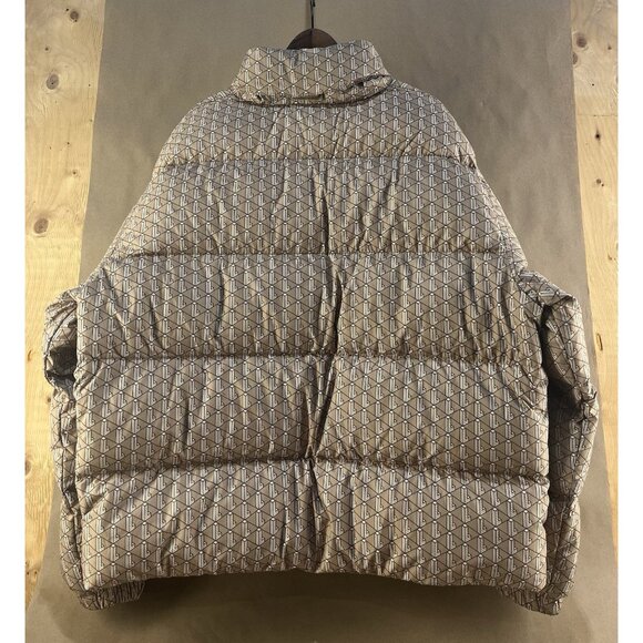 Lacoste Men’s Monogram Short Puffed Jacket Beige (Size L / FR54) - Picture 6 of 6